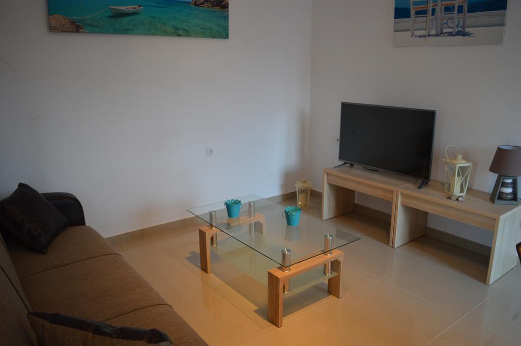 Holiday home Marianthi *